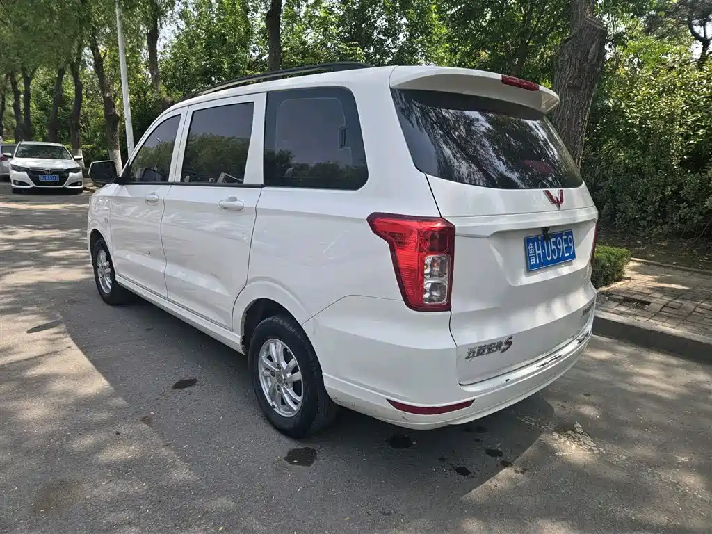 Wuling Hongguang 2021 — фото 9