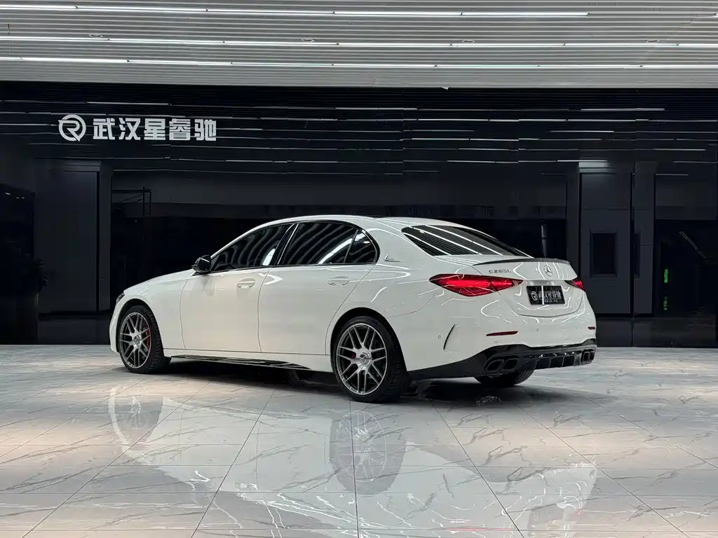 Mercedes-Benz C-Class 2022