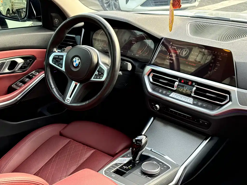 BMW 3 Series 2022 — фото 17