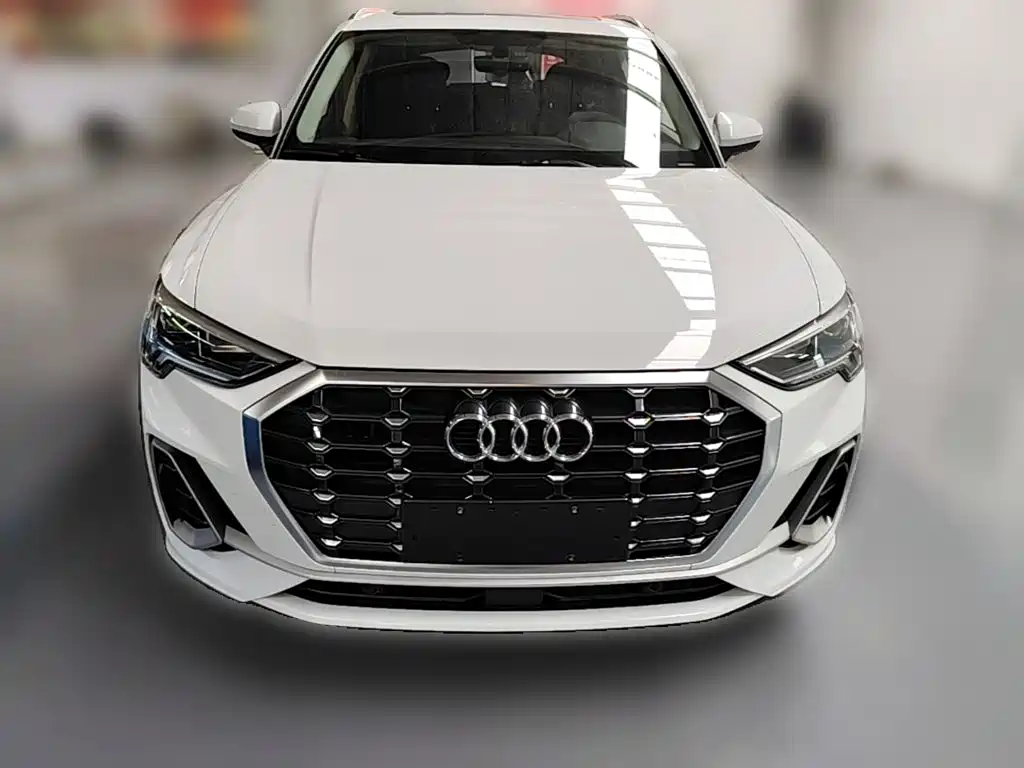 Audi Q3 2020 — фото 5