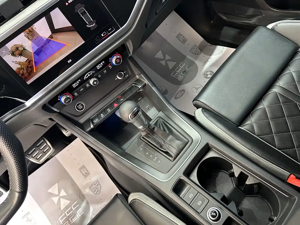 Audi Q3 Sportback 2024 — фото 13