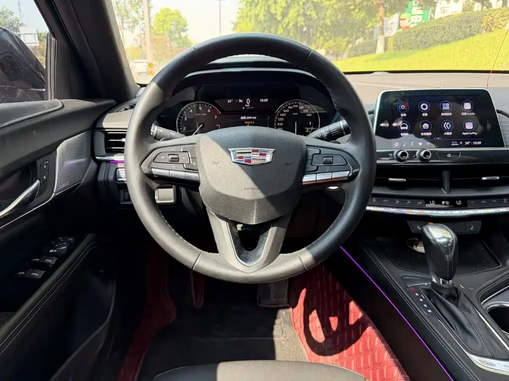 Cadillac CT4 2022 — фото 14