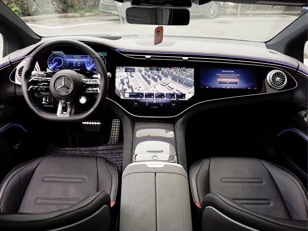 Mercedes-Benz EQS AMG 2025 — фото 17