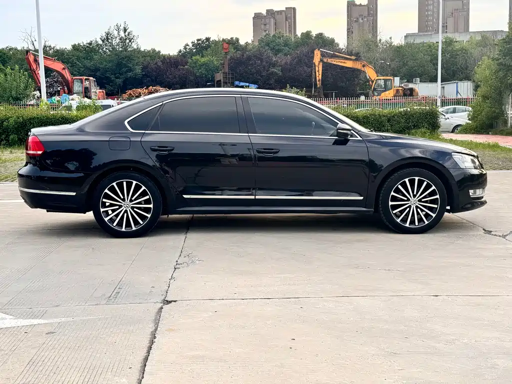 Volkswagen Passat 2013