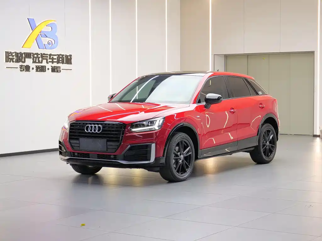 Audi Q2L 2019 — фото 1