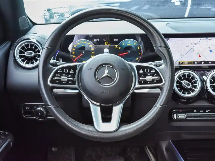 Mercedes-Benz GLB 2021 — фото 6