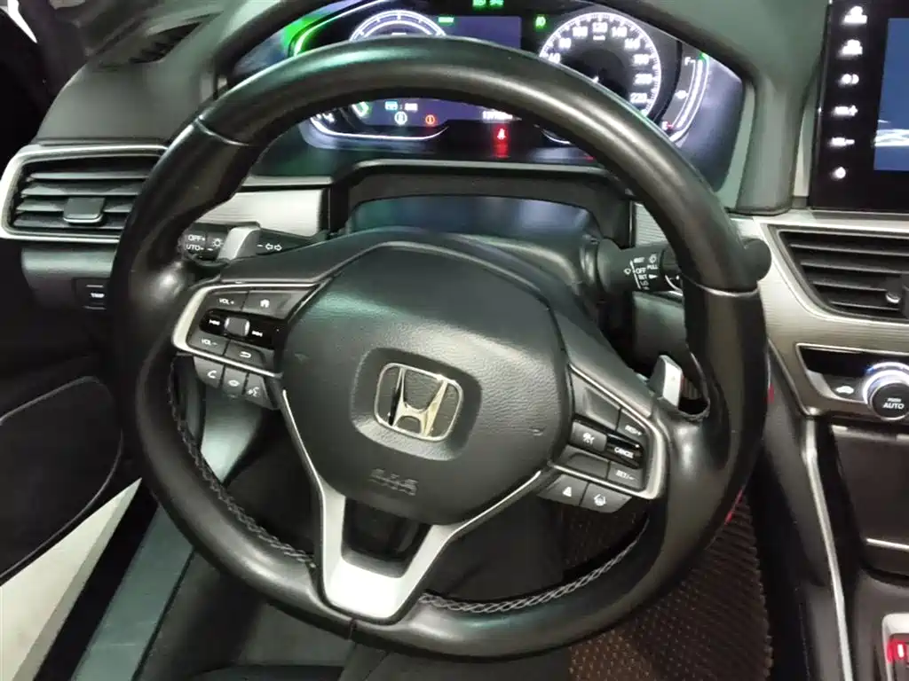 Honda Accord 2023 — фото 11