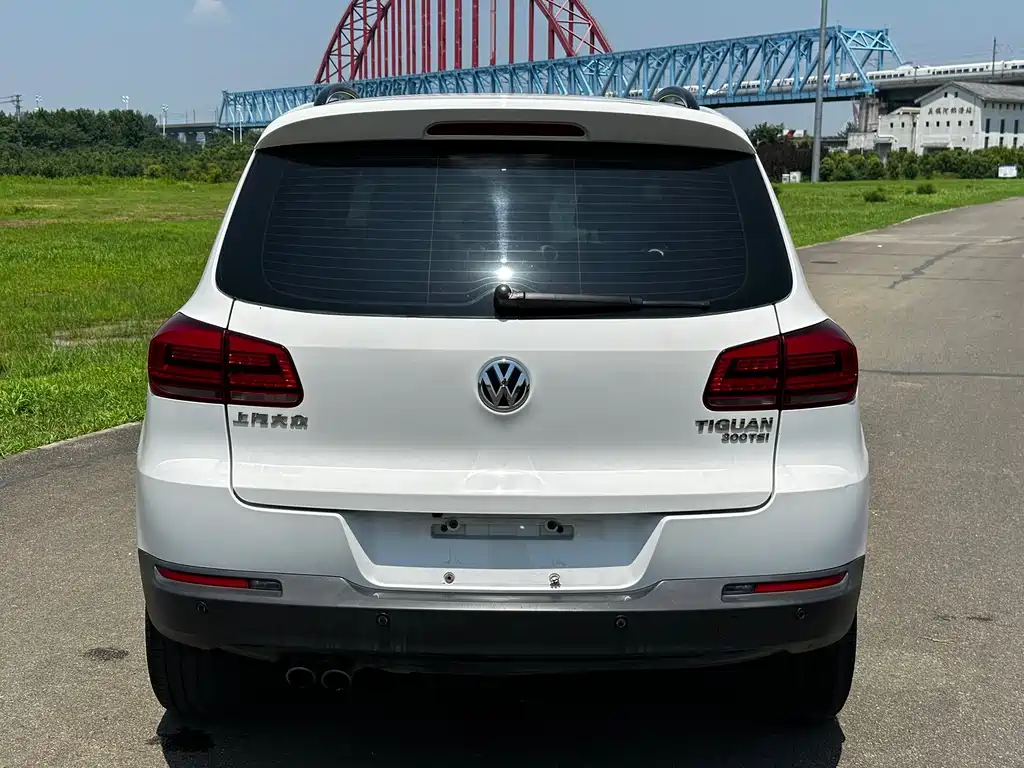 Volkswagen Tiguan 2019 — фото 15