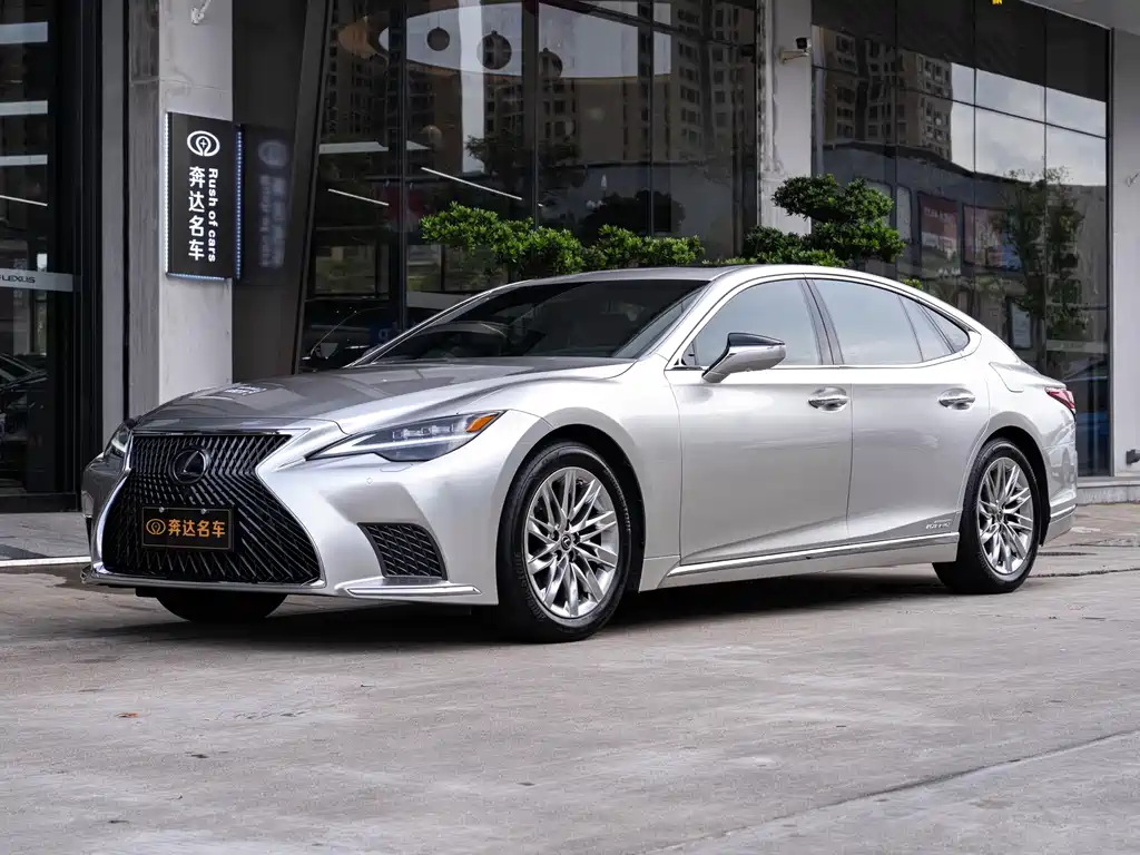 Lexus LS 2021 — фото 1