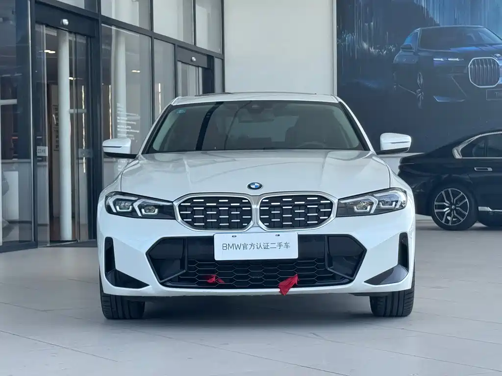 BMW 3 Series 2023