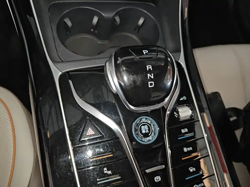 BYD Qin PLUS 2023 — фото 14