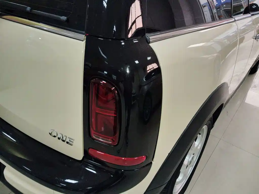 MINI Clubman 2014 — фото 24