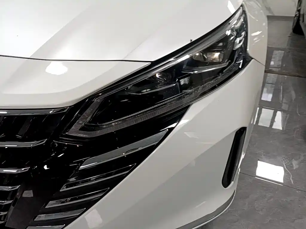 Nissan Teana 2023 — фото 24