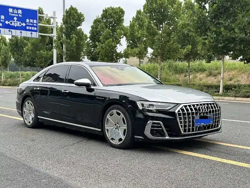 Audi A8 2023