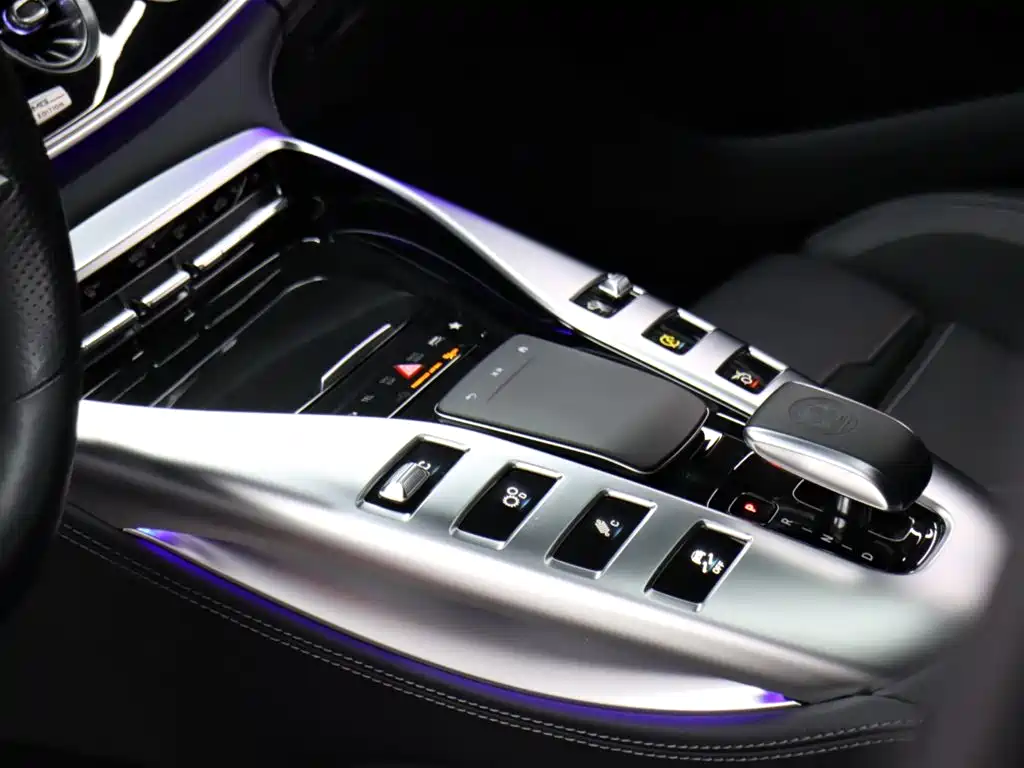 Mercedes-Benz AMG GT 2022 — фото 11