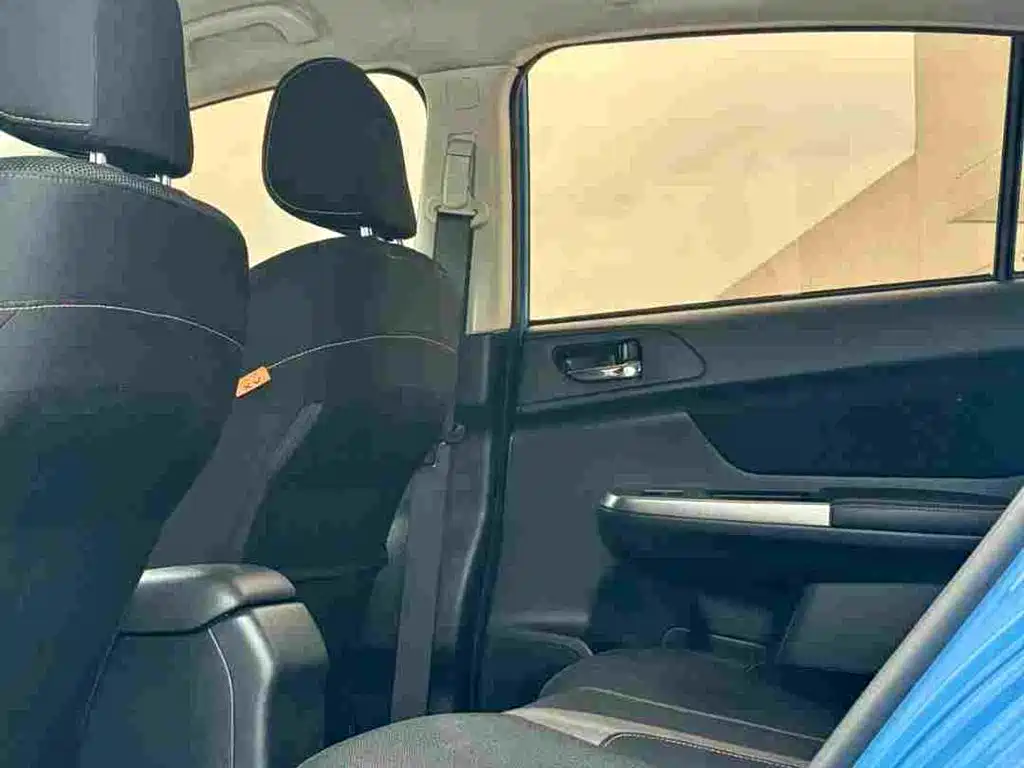 Subaru XV 2017 — фото 11