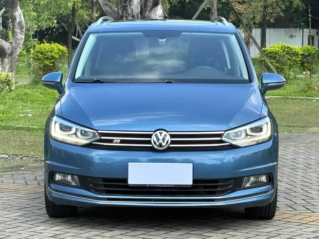 Volkswagen Touran 2016