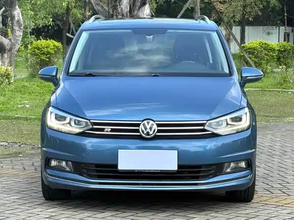 Volkswagen Touran 2016