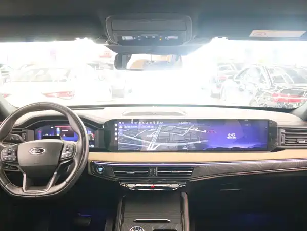 Ford Explorer 2024
