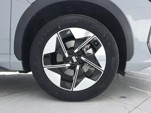 Geely Galaxy E5 2025