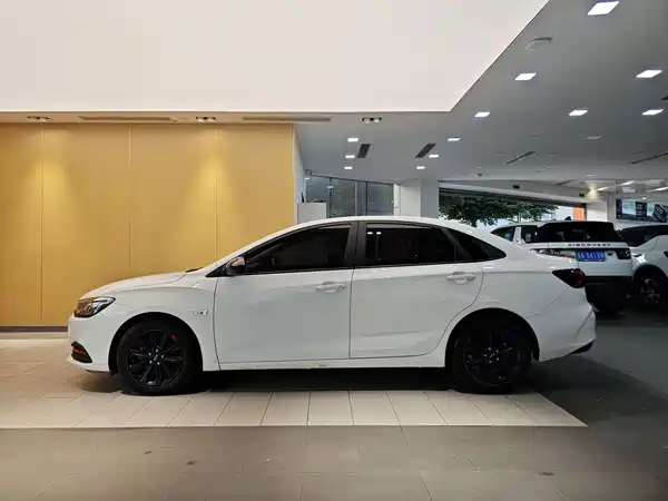 Chevrolet Monza 2020