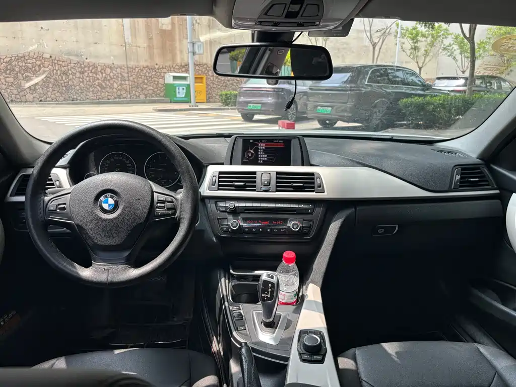 BMW 3 Series 2015