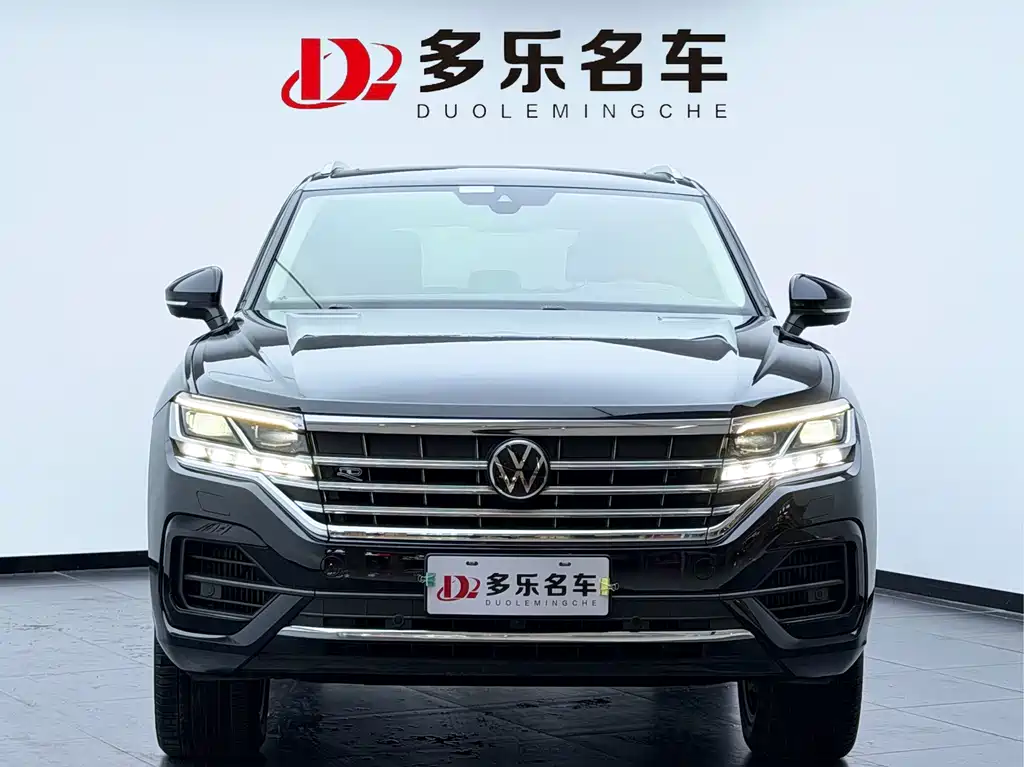 Volkswagen Touareg 2023 — фото 2