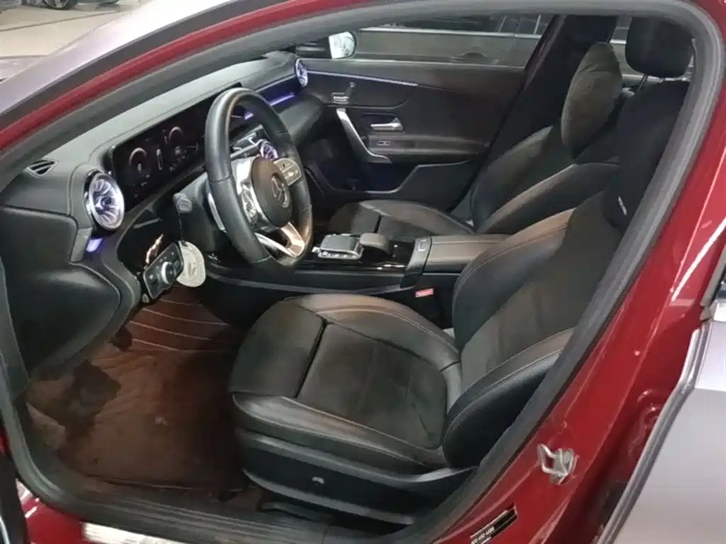 Mercedes-Benz A-Class 2023 — фото 15