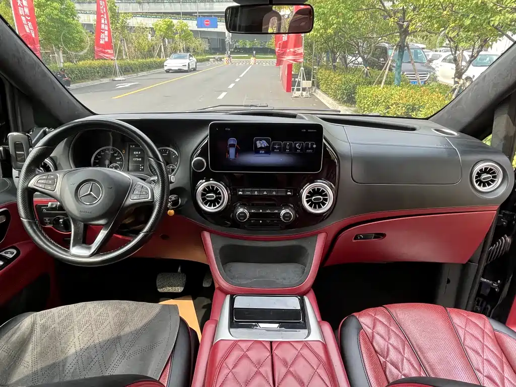 Mercedes-Benz Vito 2020 — фото 12