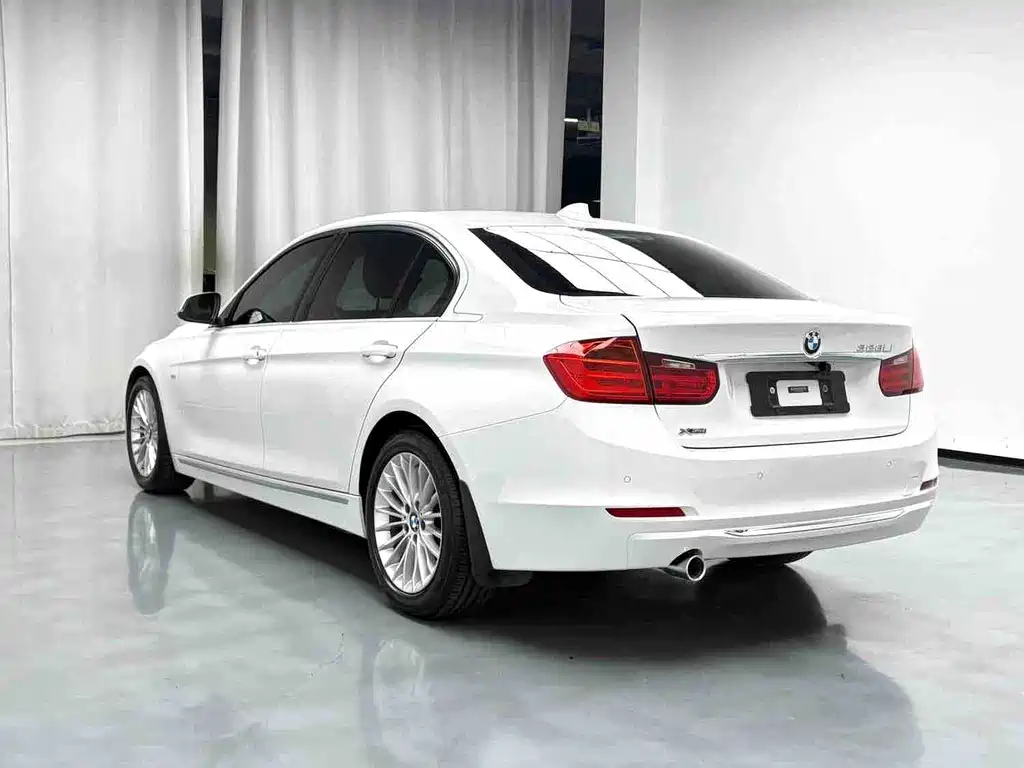 BMW 3 Series 2015 — фото 9