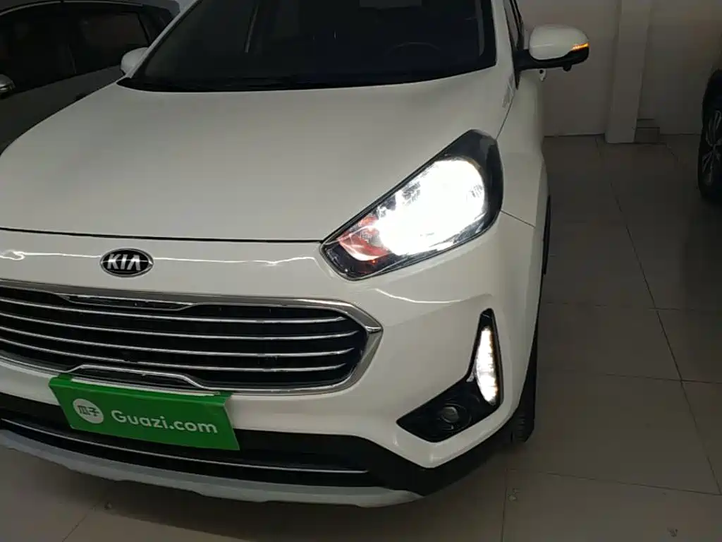 Kia KX3 Proud Running 2017 — фото 24