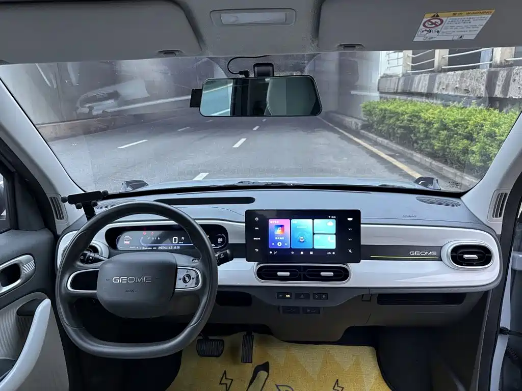 Geely Galaxy Panda 2025 — фото 8