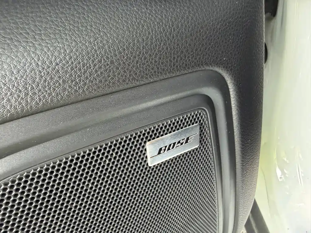 Porsche Macan 2020 — фото 17