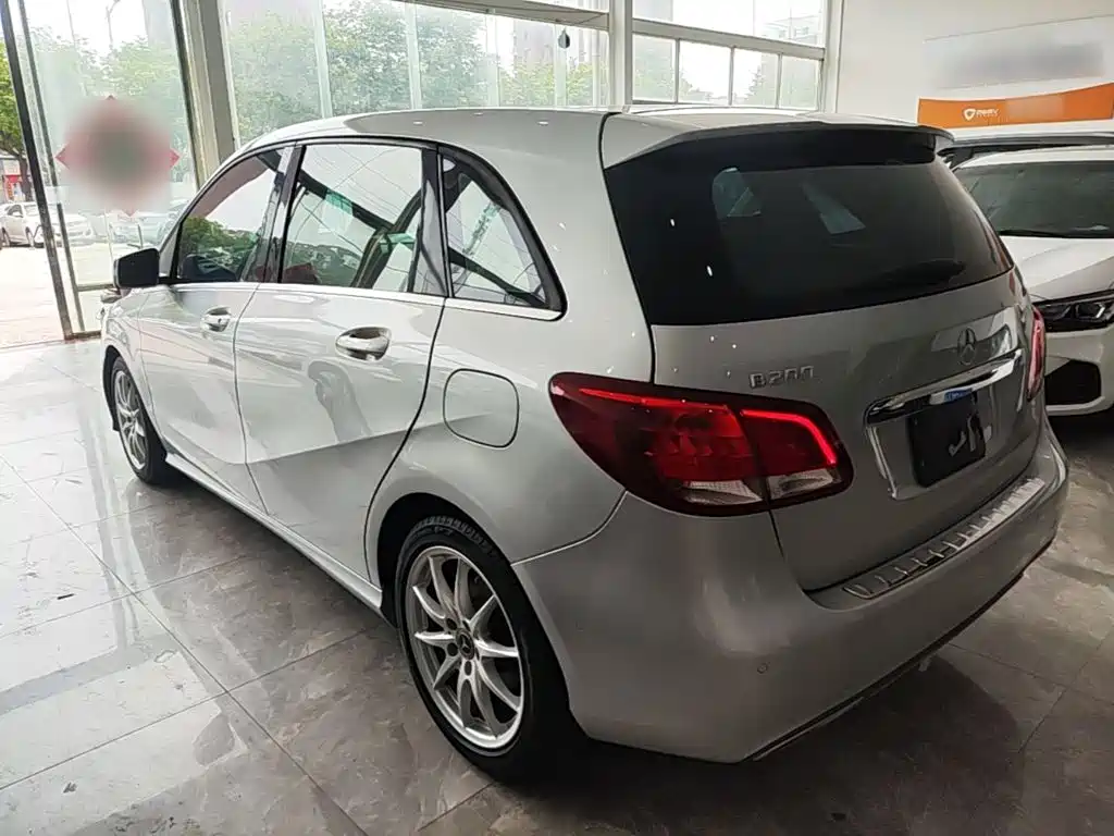 Mercedes-Benz B-Class 2015 — фото 23