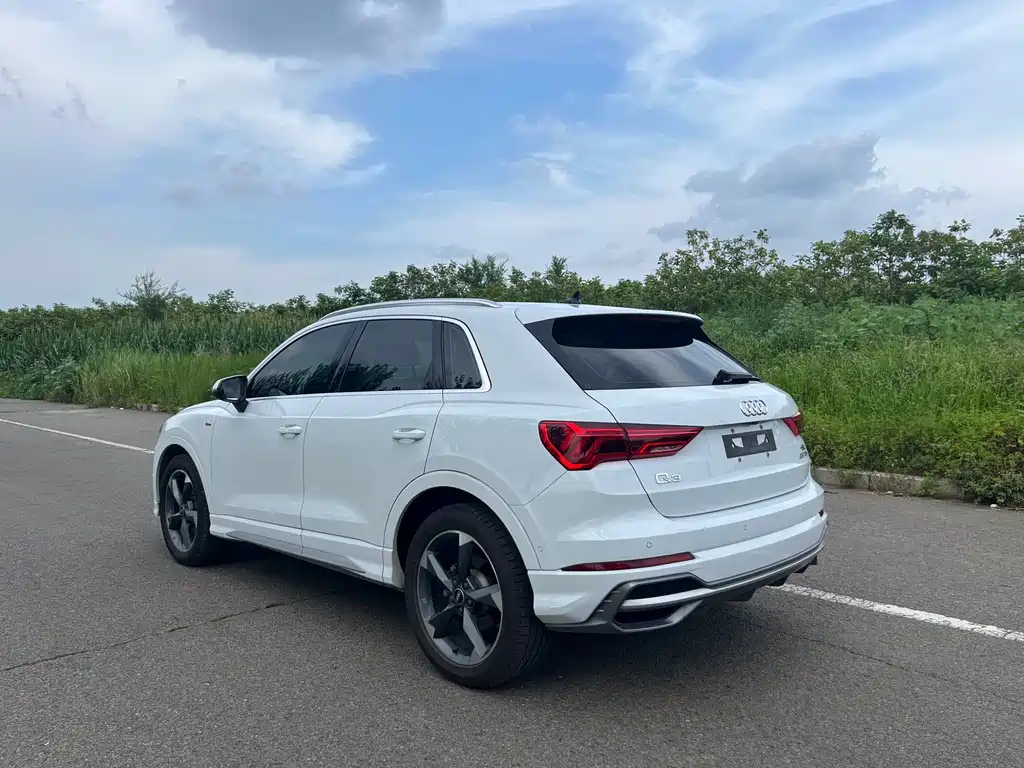Audi Q3 2022