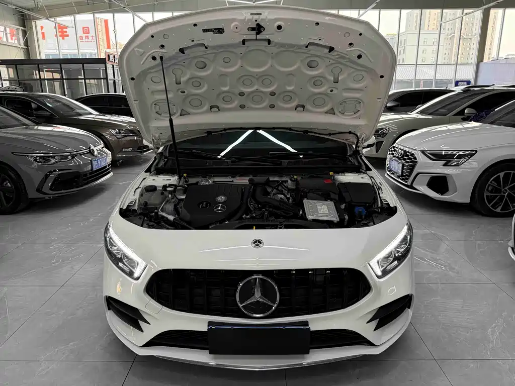 Mercedes-Benz A-Class 2022 — фото 19