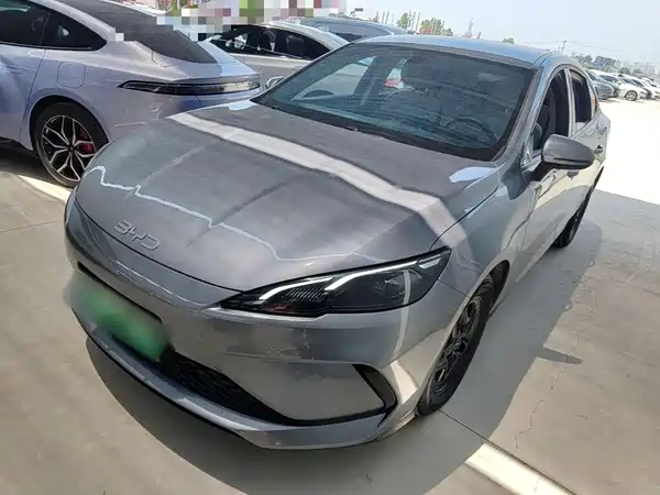 BYD Seal 05 DM-i 2025