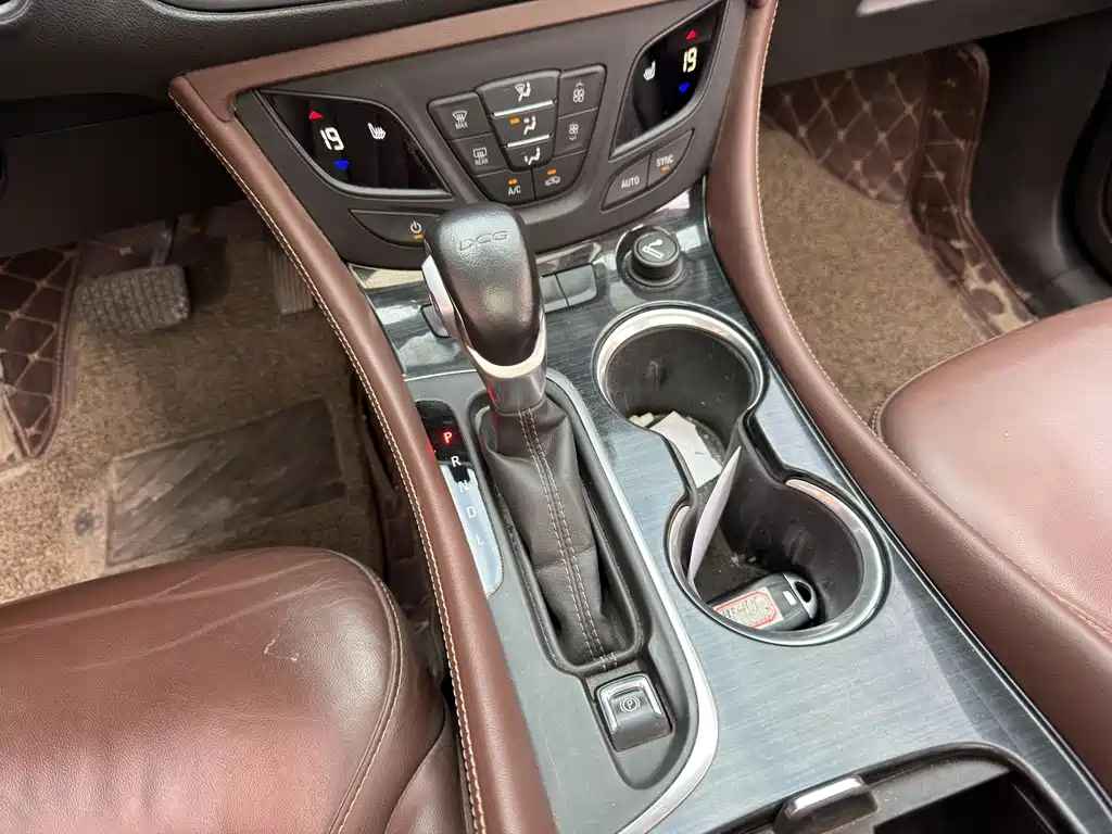 Buick Envision Plus 2018 — фото 9