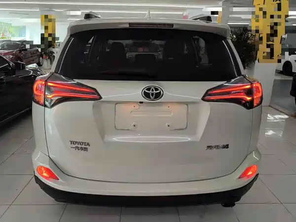 Toyota RAV4 2018