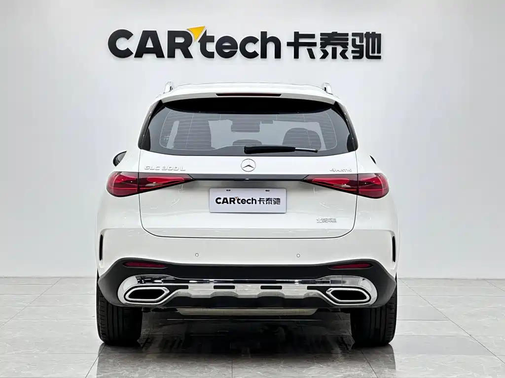 Mercedes-Benz GLC 2023