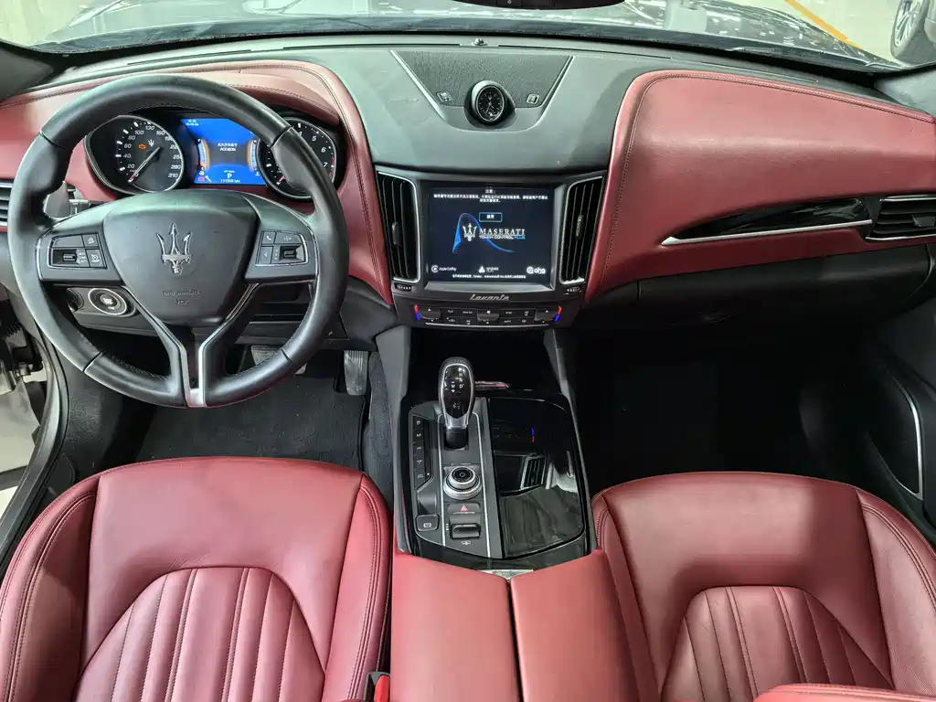 Maserati Levante 2019 — фото 25