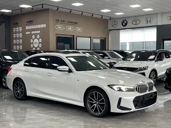 BMW 3 Series 2023