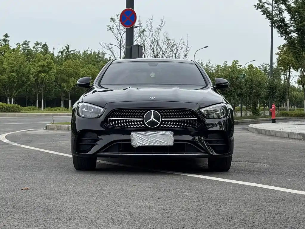 Mercedes-Benz E-Class 2022 — фото 2