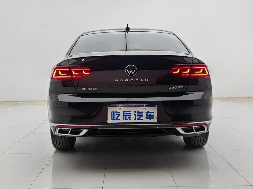 Volkswagen Magotan 2023 — фото 5