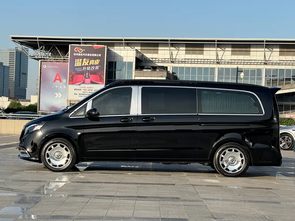 Mercedes-Benz Vito 2023 — фото 5