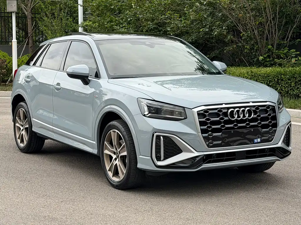 Audi Q2L 2022 — фото 3