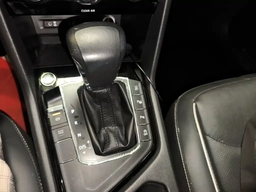Volkswagen Tiguan L 2017 — фото 14