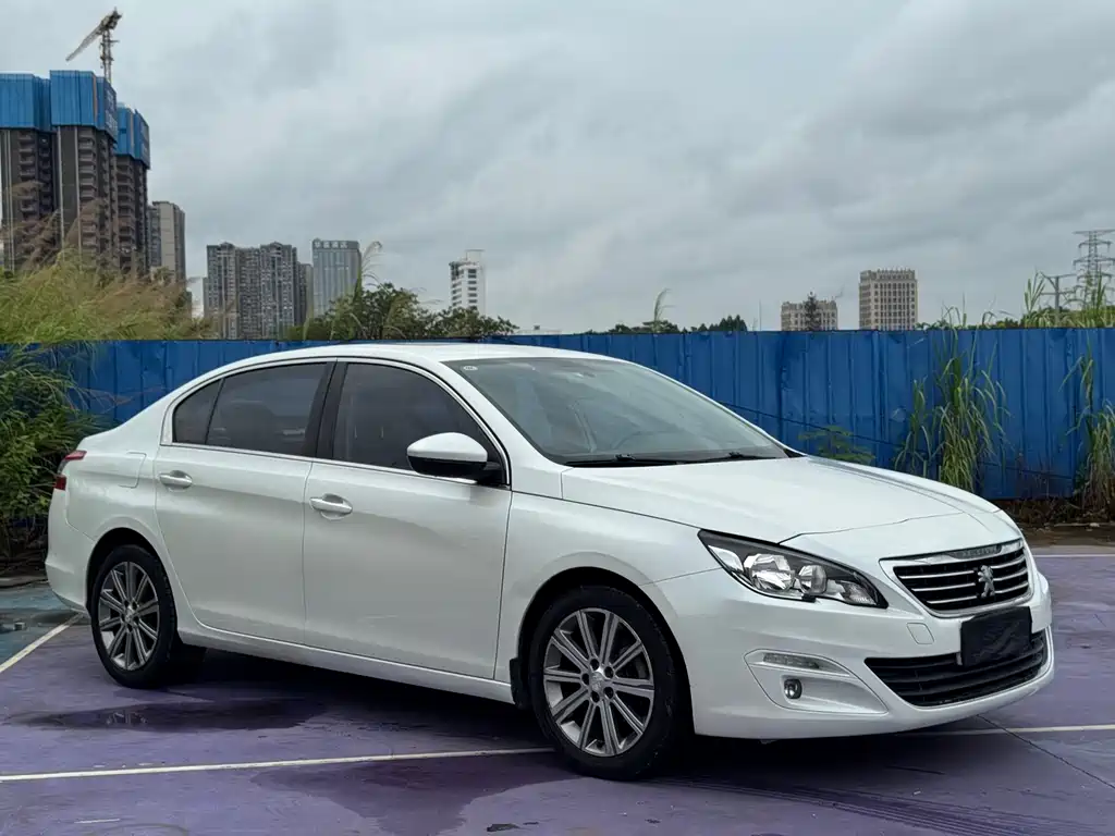Peugeot 408 2016 — фото 3