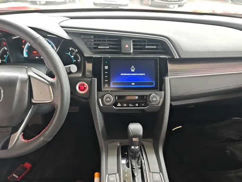 Honda Civic 2022 — фото 13