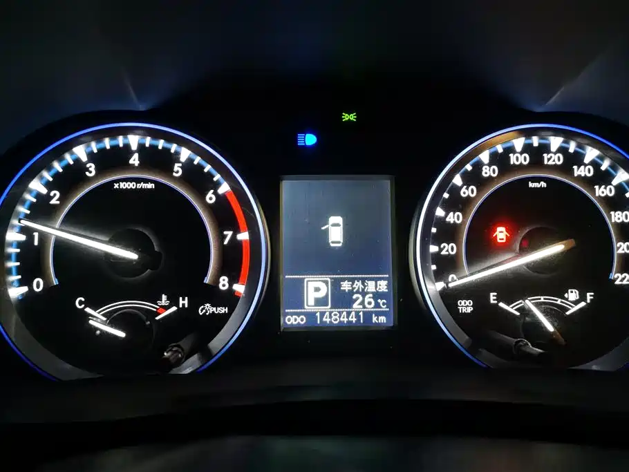 Toyota Highlander 2017 — фото 14